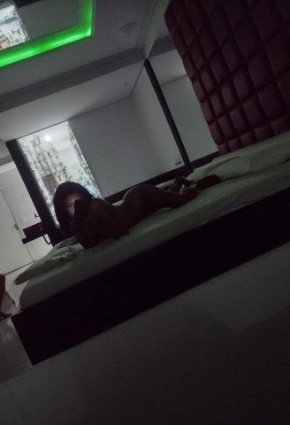 Oie sou morena magra 
