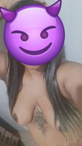Olá me Chamo Lolla, sou iniciante estou pronta pra te atender.
NÃO MANDO FOTOS AS FOTOS SAO AS DO SITE 